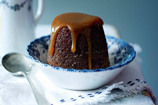 STICKY TOFFEE SPONGE PUDDING